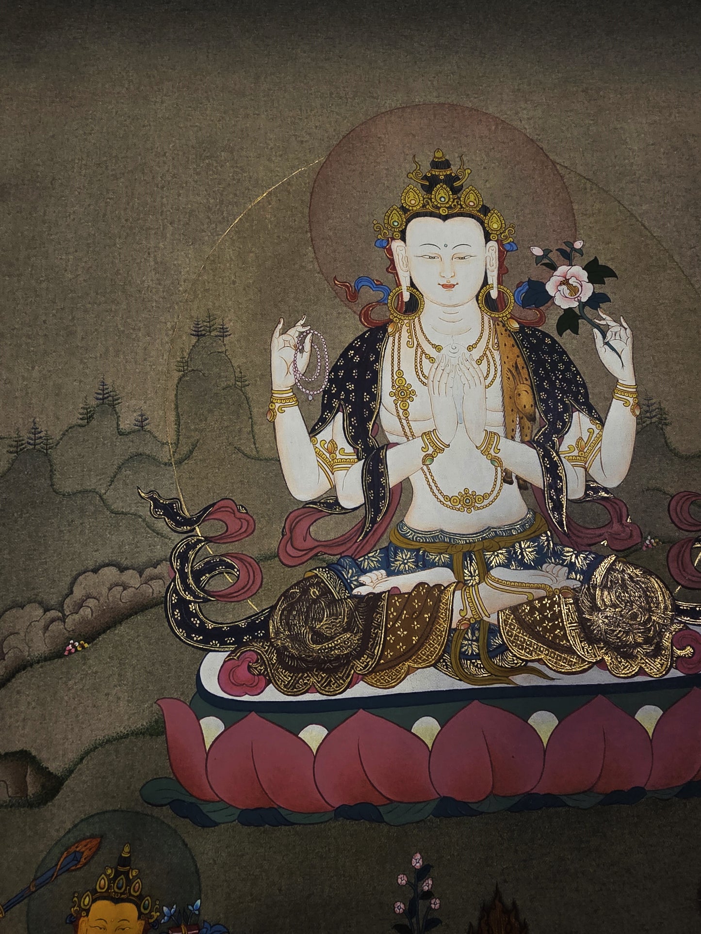 Four-Armed Chenrezig Thangka – Hand-Painted Tibetan Compassion Buddha in Karma Gadri Style