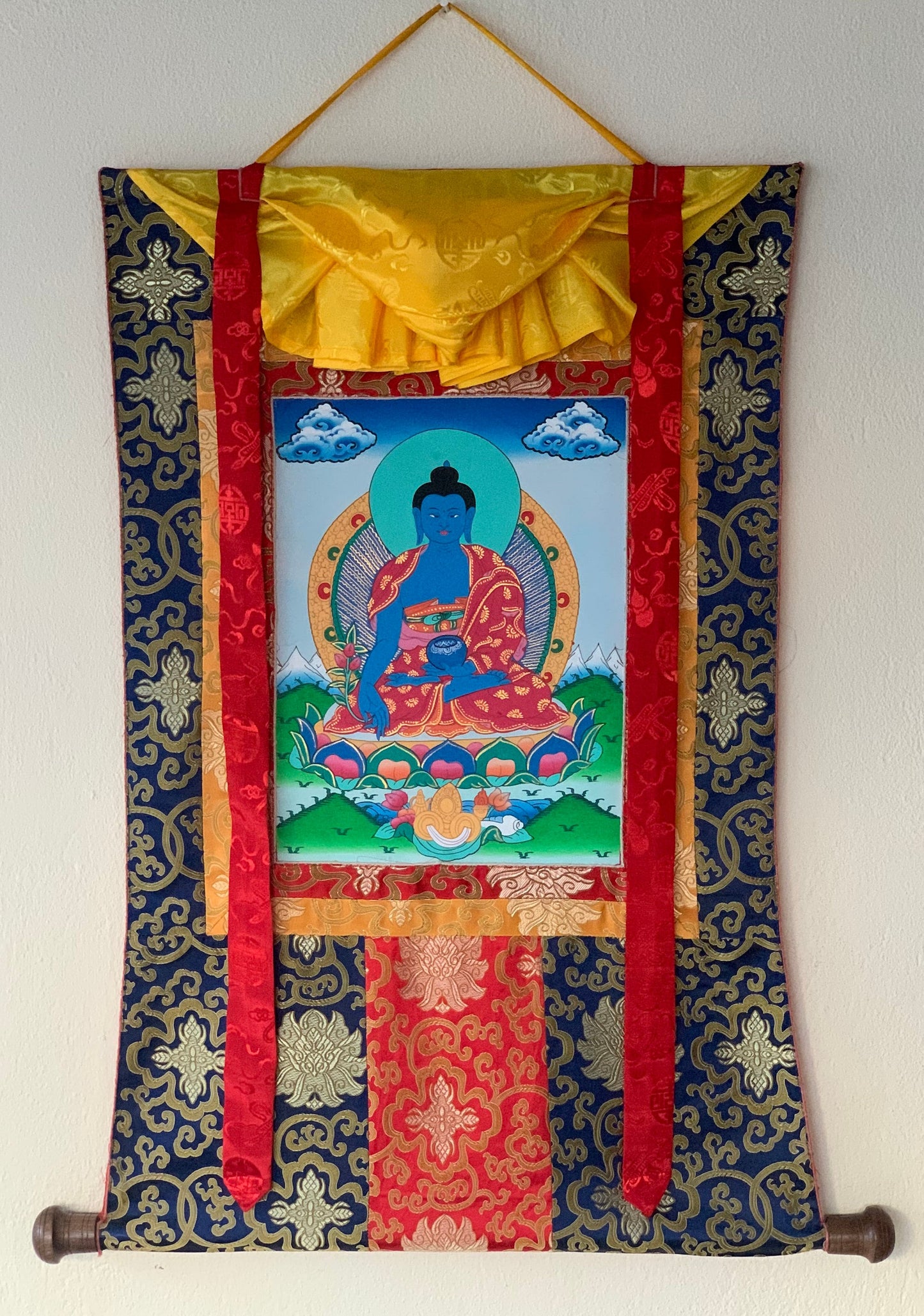 Hand-painted Medicine Buddha, God of Compassion, Healing Guru, Thangka Painting, with Silk Brocade