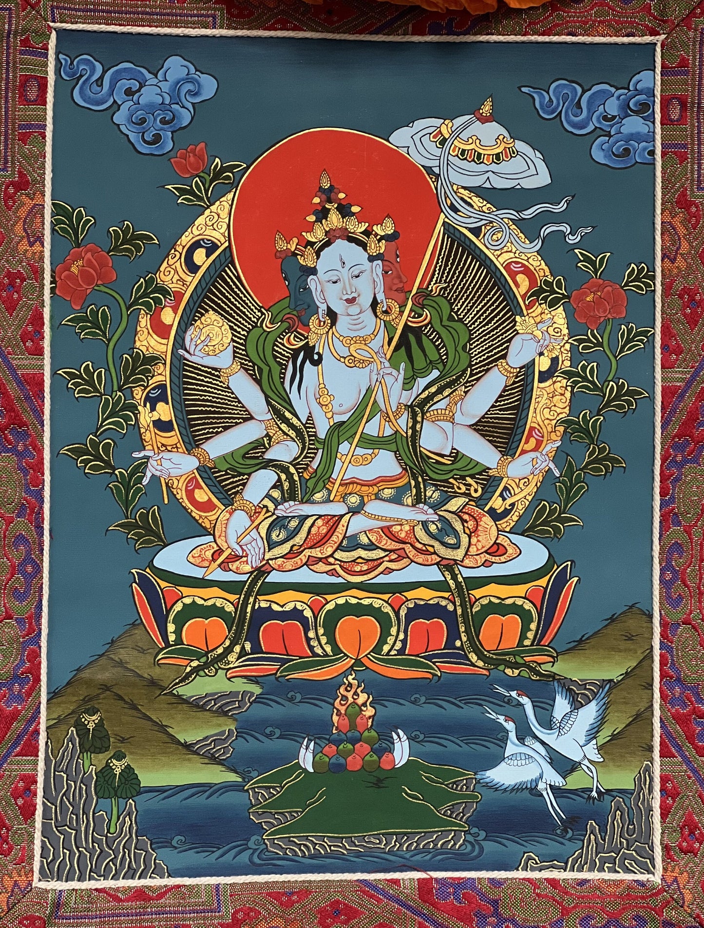 Original Hand painted Master Quality Dukar/ Dhukar/Sitatapatra Lady of White Umbrella Meditation Tibetan Thangka Painting with Silk Brocade