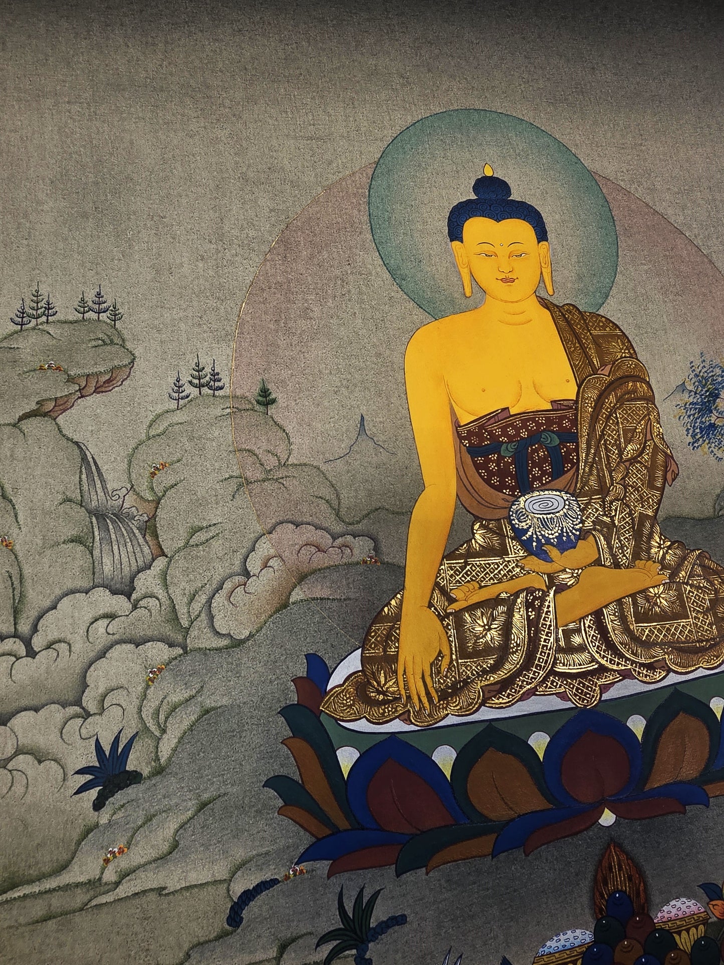 Shakyamuni Buddha Thangka – Hand-Painted Karma Gadri Tibetan Art