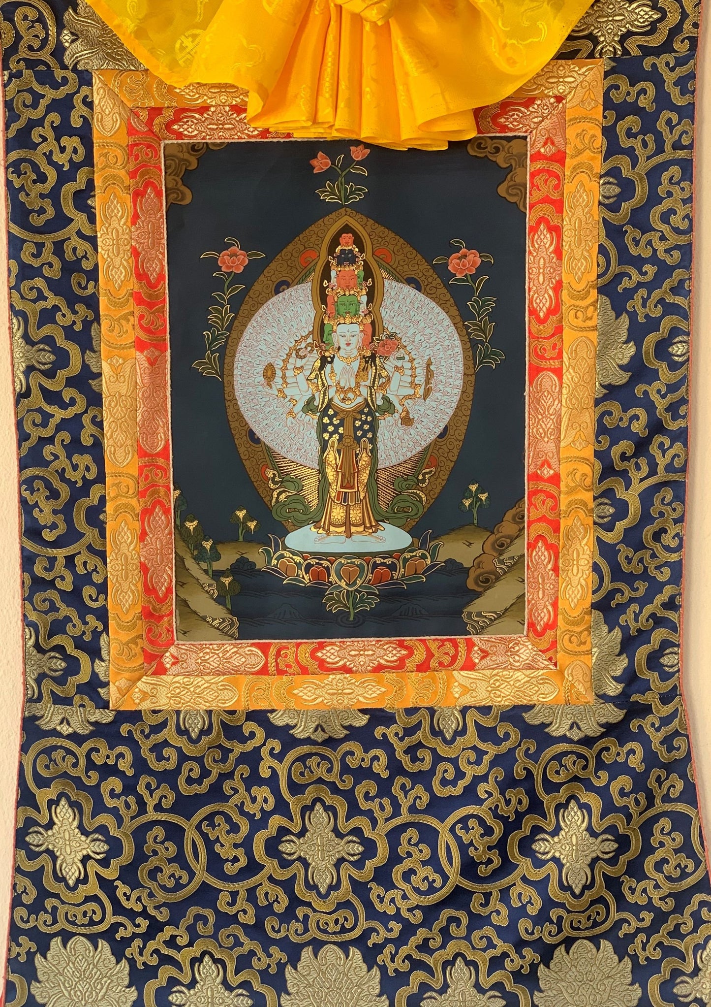 Original Hand-painted 1000 Armed Avalokiteshvara/Lokeswor Tibetan Thangka Painting with Silk Brocade