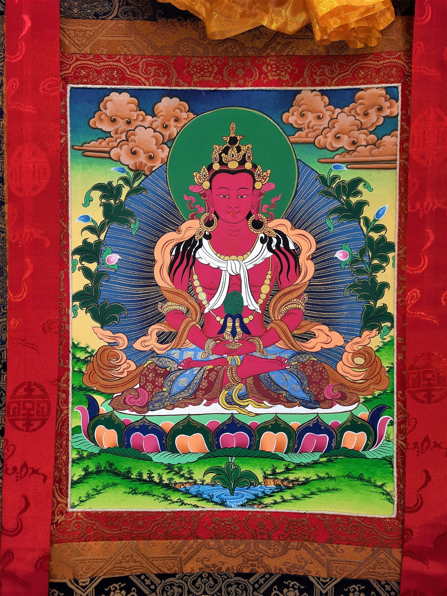 Original Hand Painted Buddha Aparmita/ Amitayus, Compassion / Meditation Tibetan Thangka / Thanka  Painting With Silk Framed  From Nepal