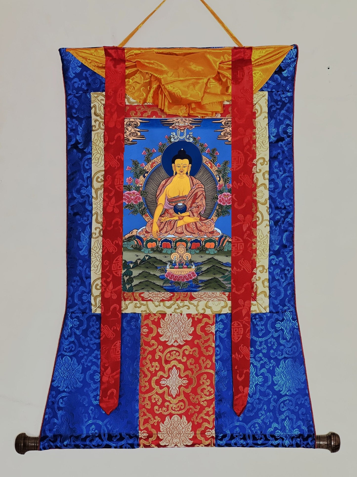 Original Hand-painted  Shakyamuni/ Gautama Buddha/ Master-Quality Tibetan Thangka Painting Framed with Traditional Silk