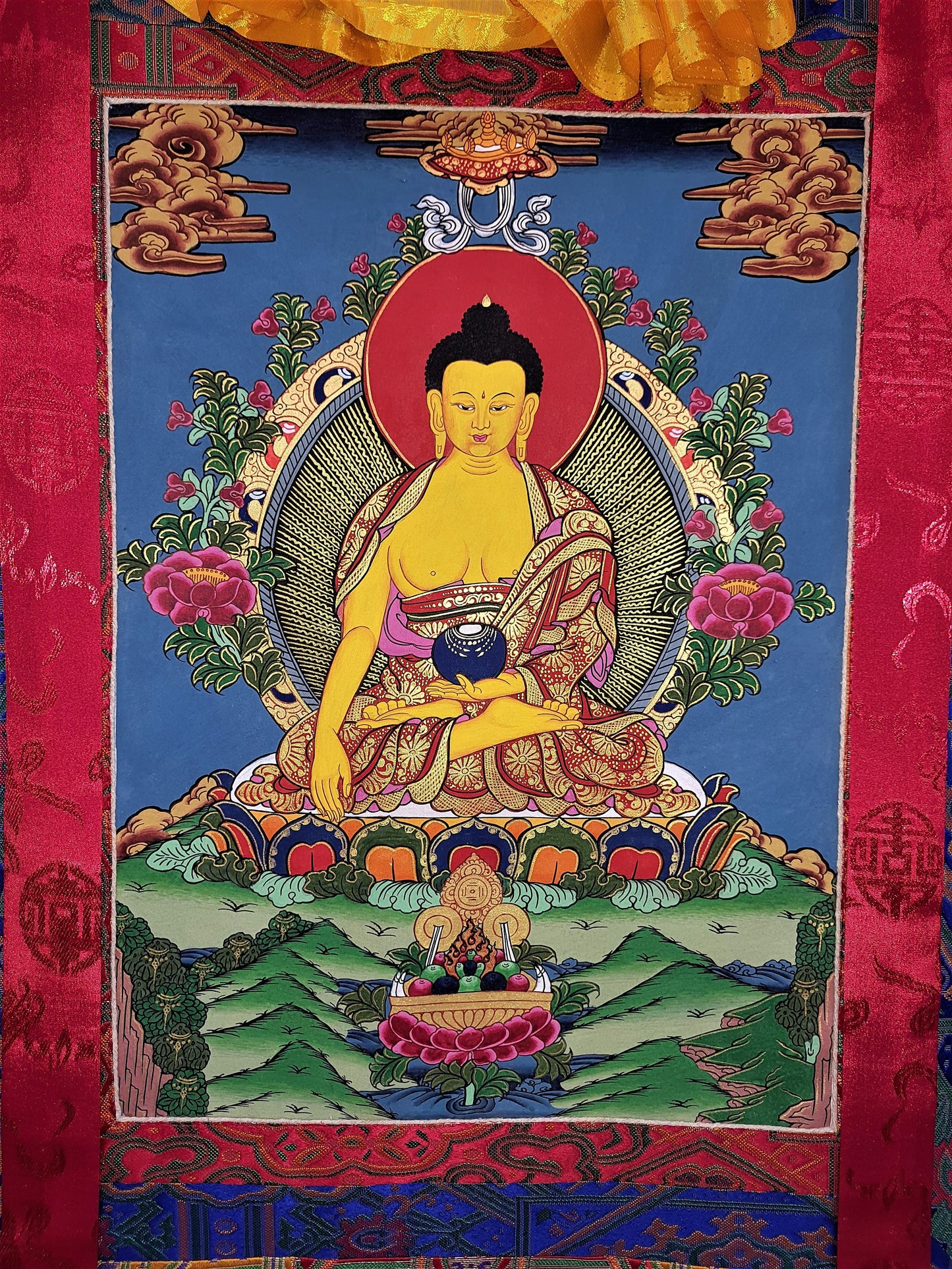 Hand Painted Original Shakyamuni Buddha / Gautama Lord Buddha Fine Quality Tibetan Thangka / Thanka With High-Quality Silk Framed Painting