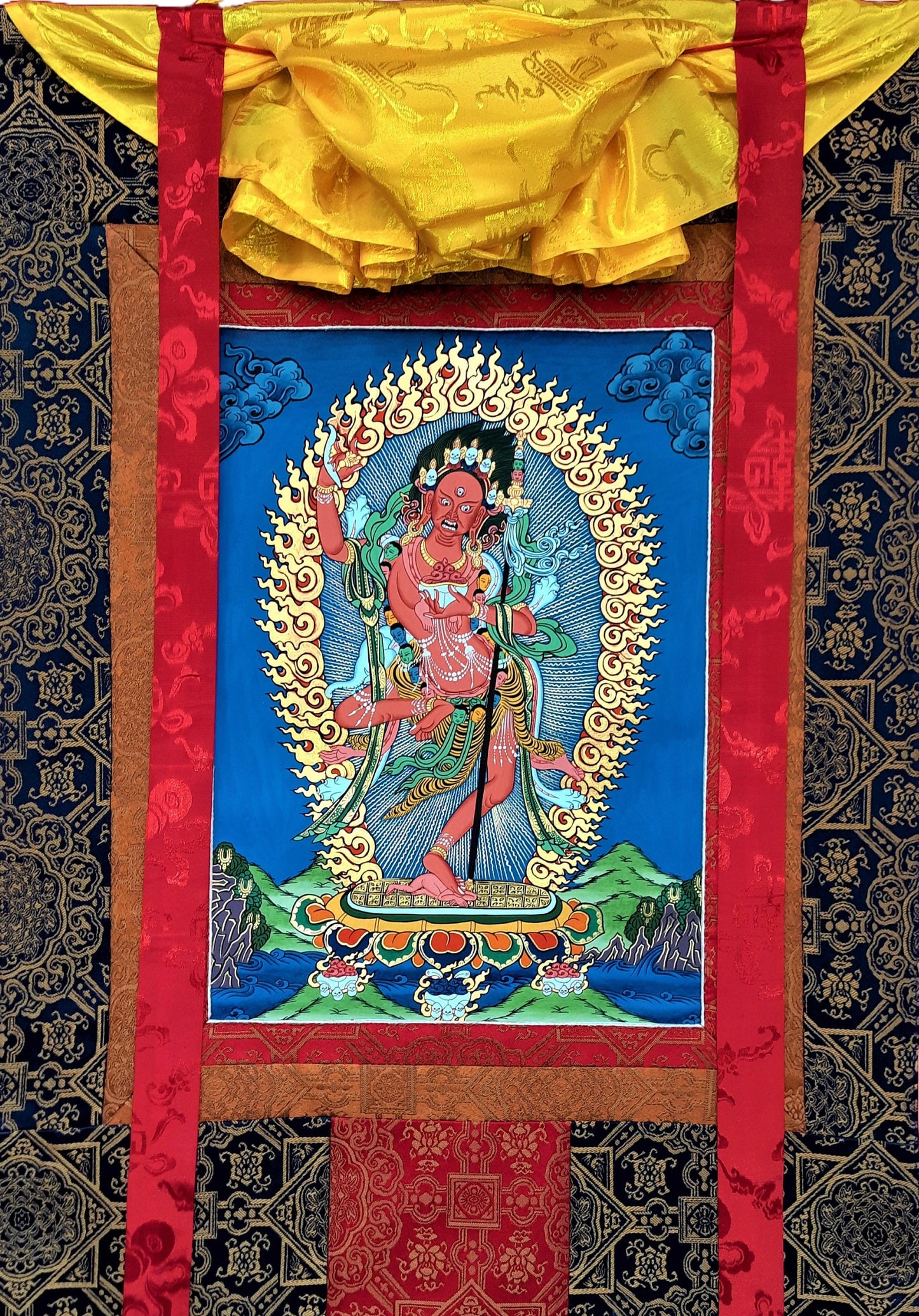 Original Hand Painted VAJRAVARAHI JOGINI / Dorje Phagmo Female Buddha Tibetan Meditation Thangka / Thanka Painting with Silk Frame