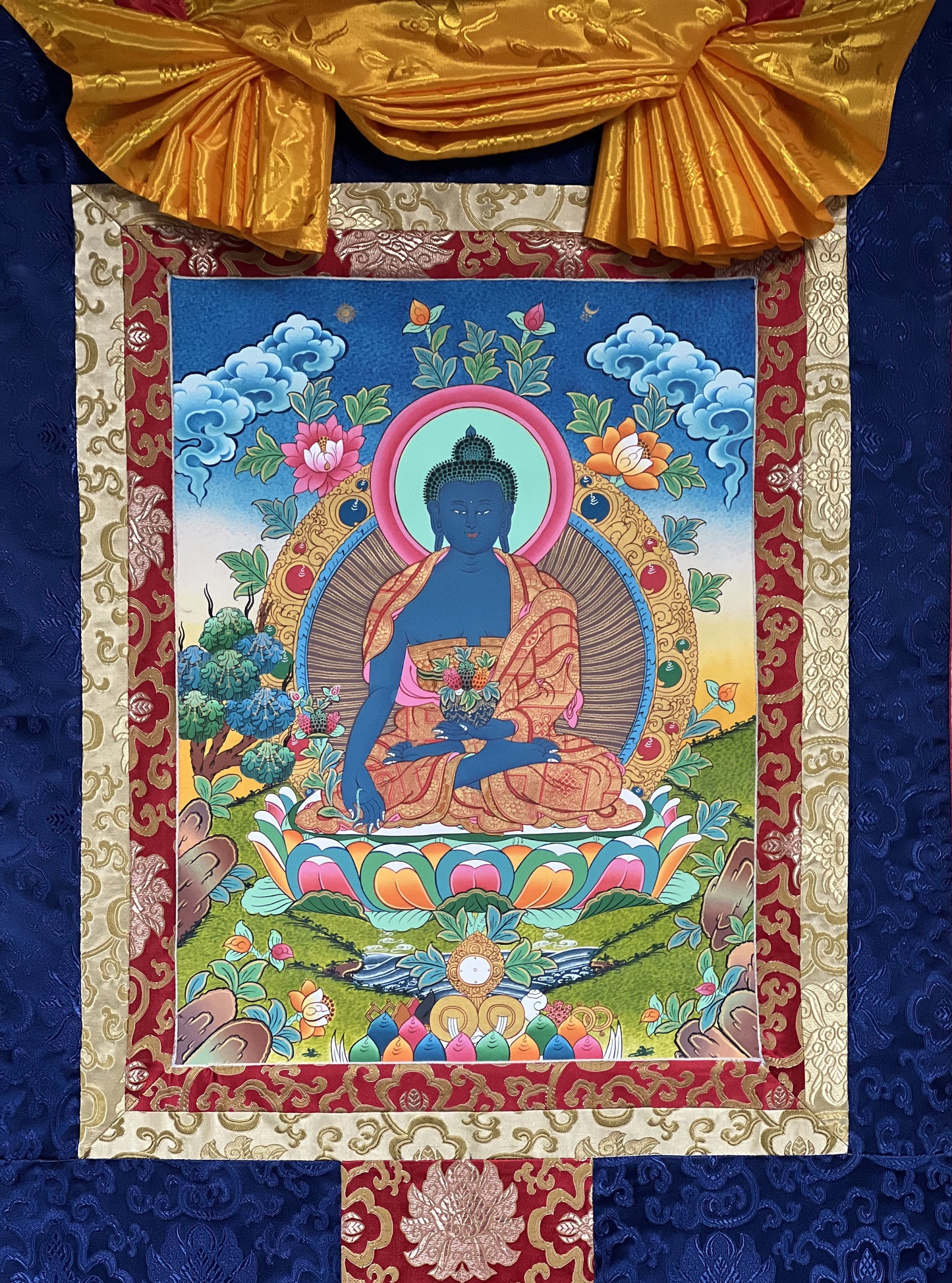 Original Hand-painted Medicine Buddha/ Bhaisajyaguru/ Tibetan Thangka Painting with Traditional Silk Brocade