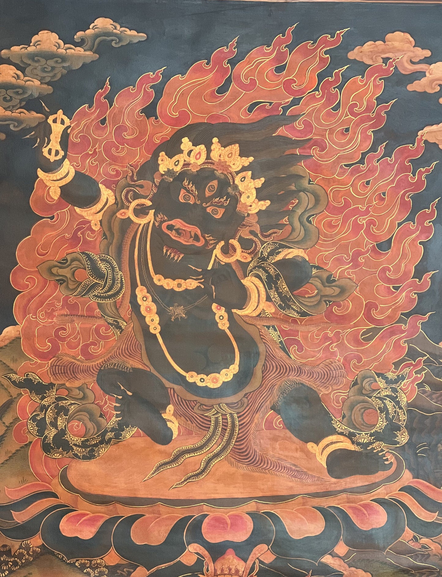 Vajrapani High-Quality Masterpiece Oil-Varnished Old Tibetan Thangka Painting / Compassion Meditation Art From Nepal